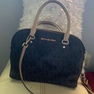 MK purse
